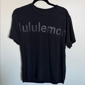lululemon athletica black Short Sleeve Tee